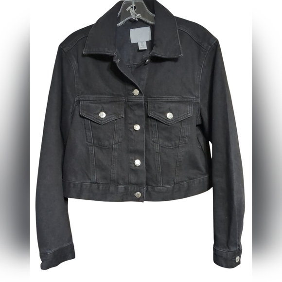 H&M Cropped Black Jean Jacket WORN ONLY 1 TIME FOR 3 HRS! - Picture 3 of 6
